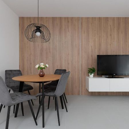 ורשה Nowe Bemowo Apartment By Renters מראה חיצוני תמונה