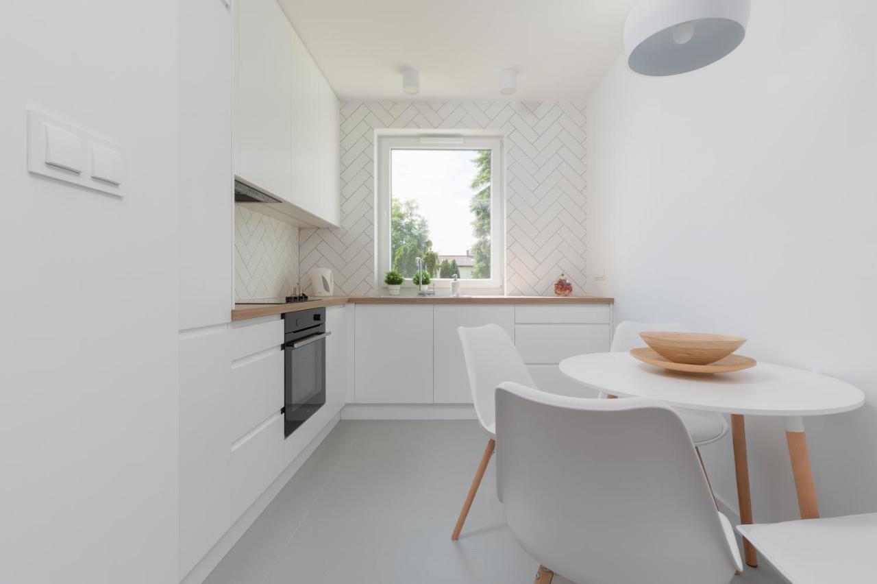 ורשה Nowe Bemowo Apartment By Renters מראה חיצוני תמונה