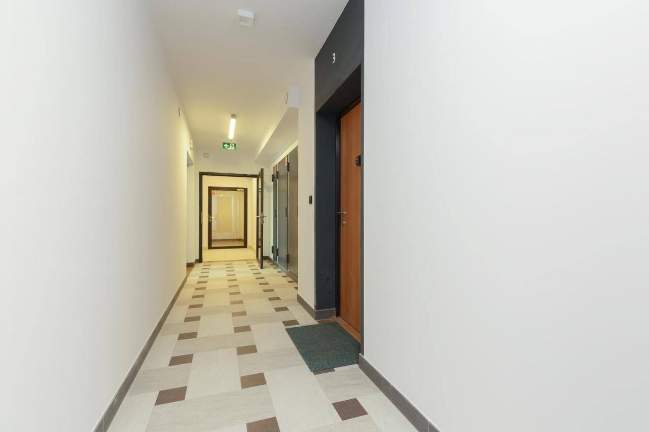 ורשה Nowe Bemowo Apartment By Renters מראה חיצוני תמונה